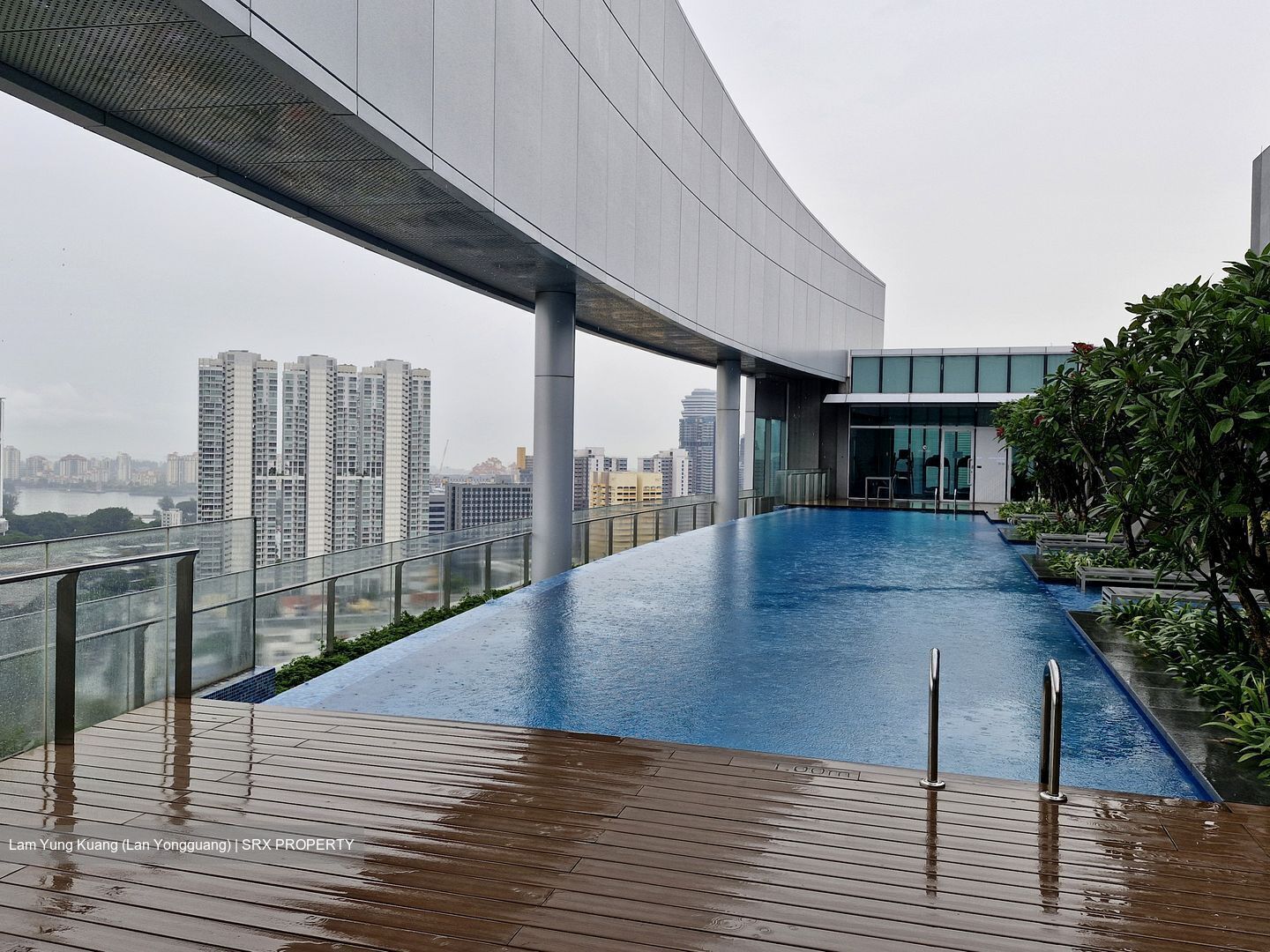 Arc 380 (D8), Office #552104621